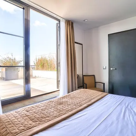 Simon's Boutique Hotell 3*