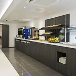 Simon's Boutique 3*