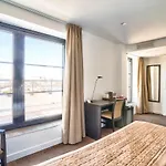 Simon's Boutique Hotel 3*